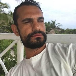 Meet your Posher, Caspar